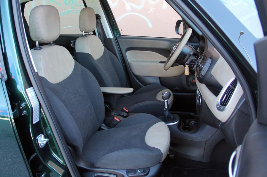  Fiat 500L 2014 года  (фото 41 из 138)